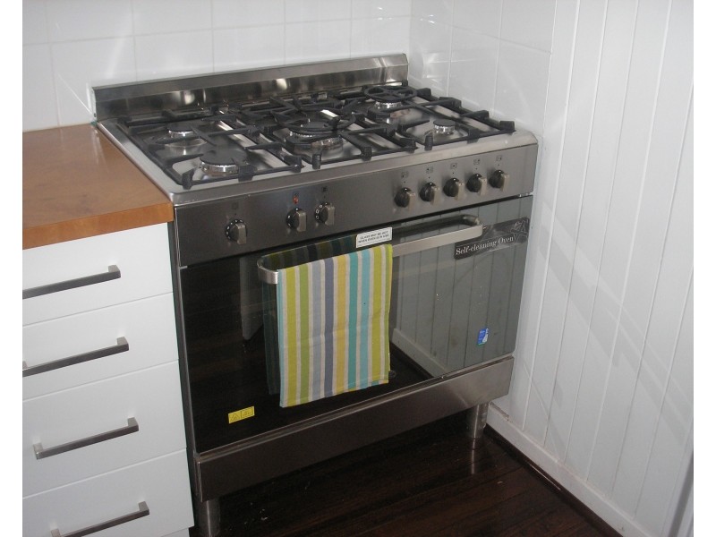 8 Roberts Street, Balingup WA 6253