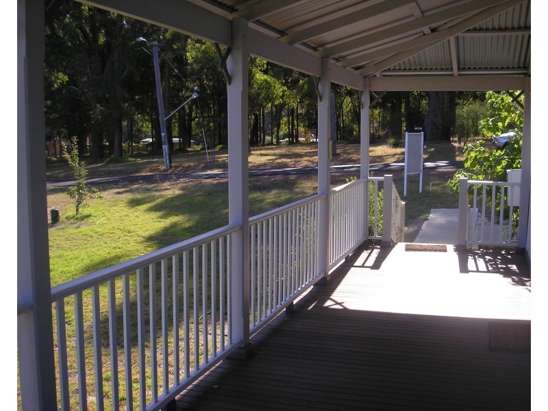 8 Roberts Street, Balingup WA 6253