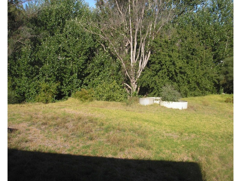 8 Roberts Street, Balingup WA 6253