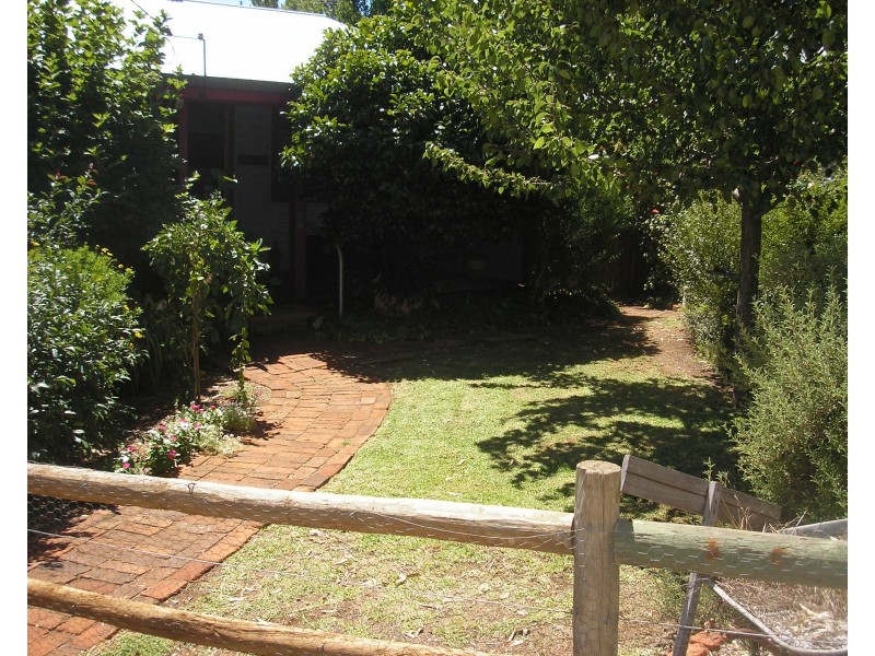 24 Blackwood River Drive, Balingup WA 6253