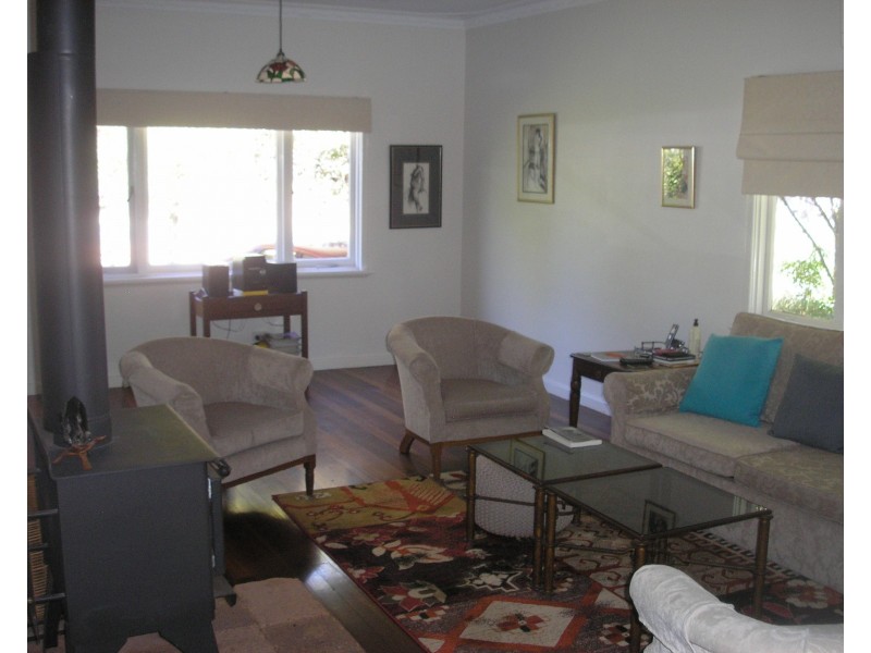 24 Blackwood River Drive, Balingup WA 6253