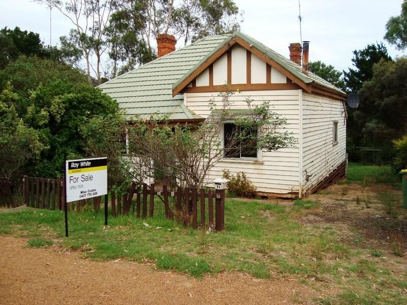 11 Hampton Street, Bridgetown WA 6255