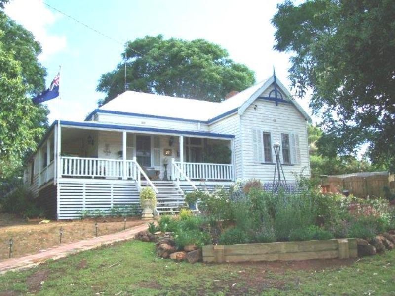 27 Forrest Street, Bridgetown WA 6255