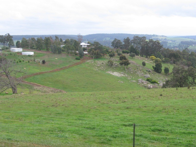 6 Rokewood Hts, Bridgetown WA 6255