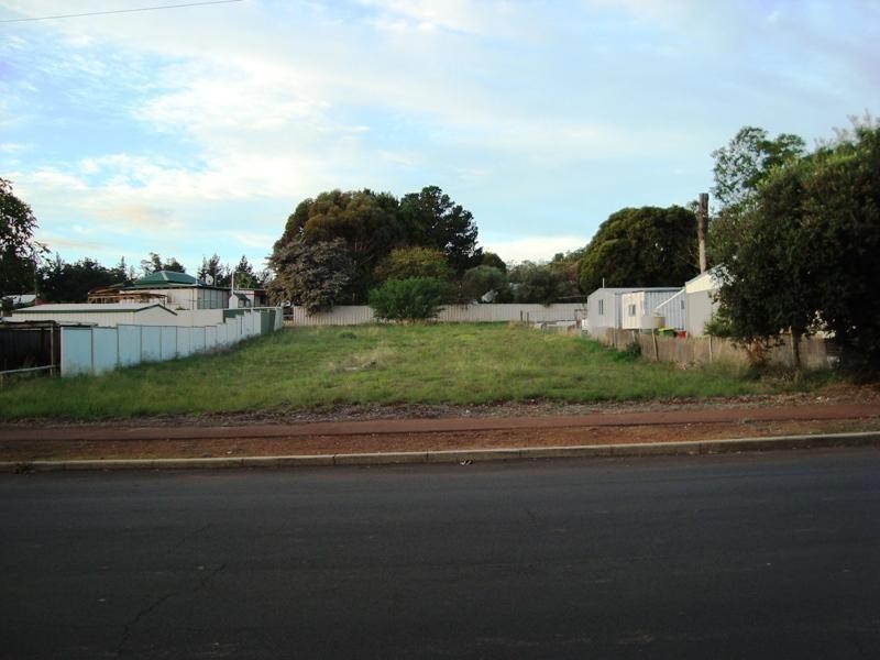 58 Blackwood Road, Greenbushes WA 6254