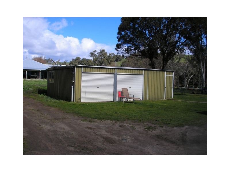 14 South Western Highway, Balingup WA 6253