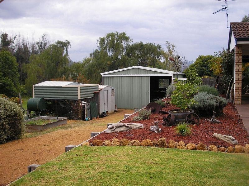 9 Jayes Road, Balingup WA 6253