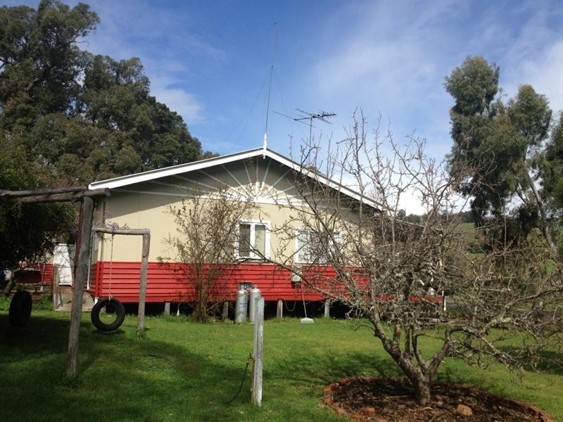 43 Brockman Street, Balingup WA 6253