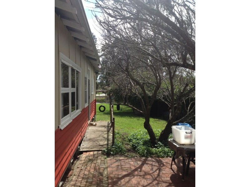 43 Brockman Street, Balingup WA 6253