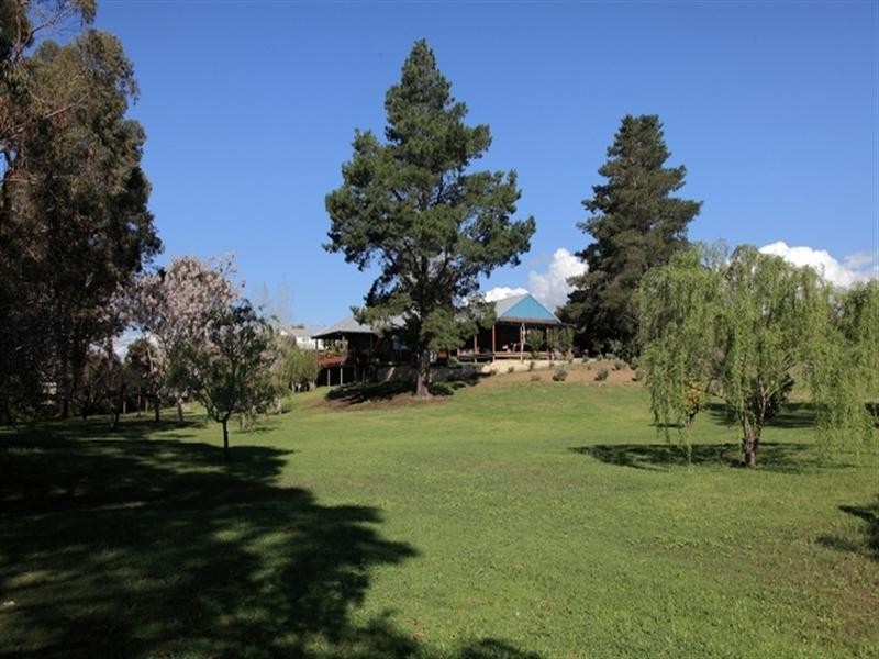 8 Carey Street, Donnybrook WA 6239