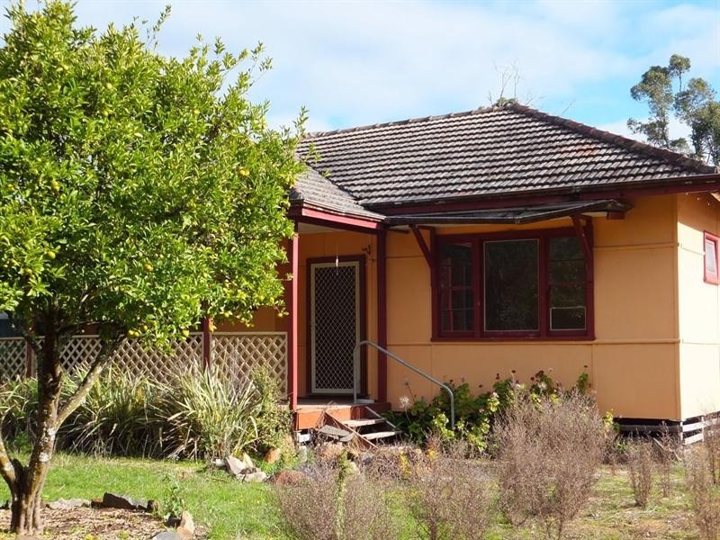 7 Giles Street, Wilga WA 6243