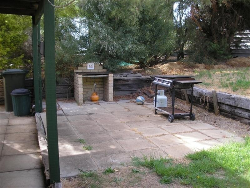 39 Brockman Street, Balingup WA 6253