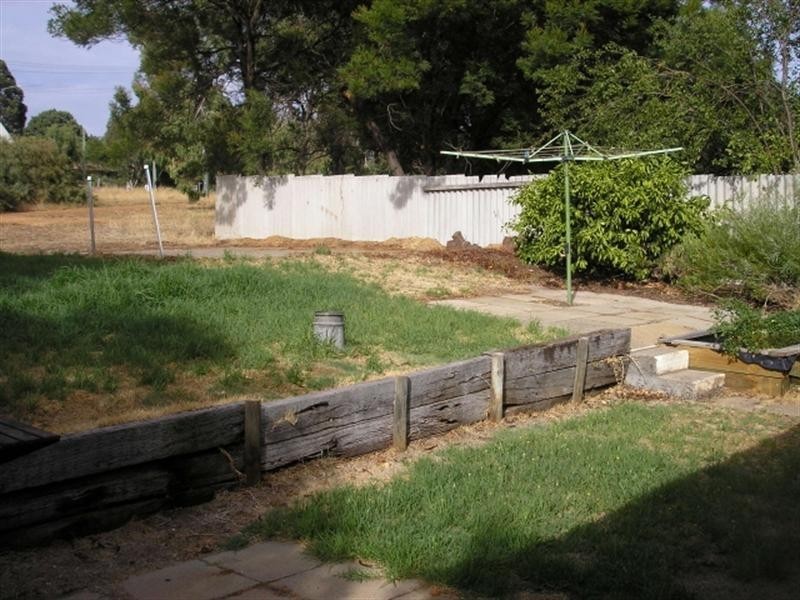 39 Brockman Street, Balingup WA 6253