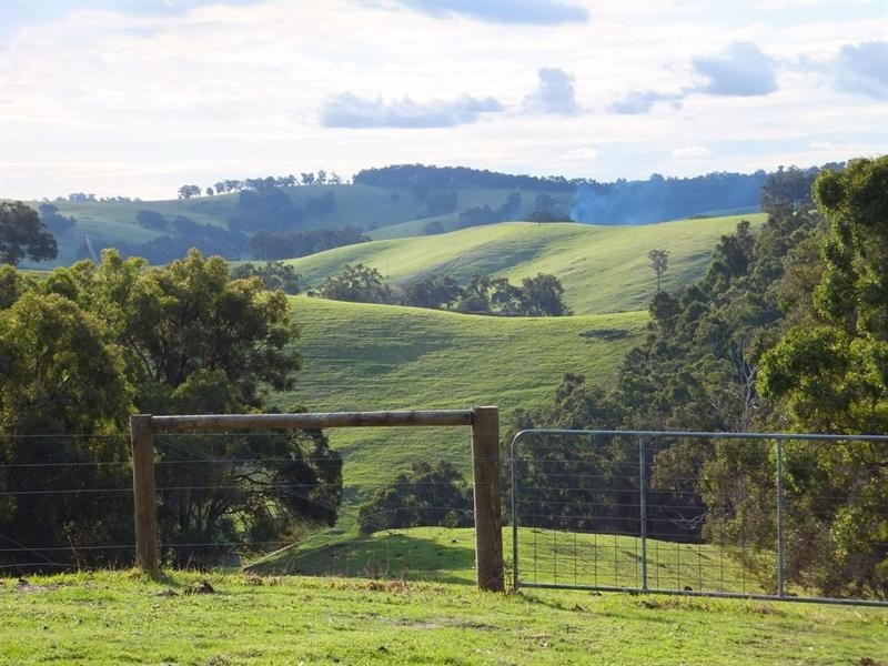 LOT 10 NIEUWENHUYZE Road, Kirup WA 6251