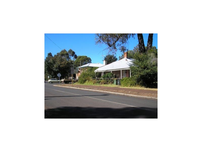 25 Brockman, Balingup WA 6253