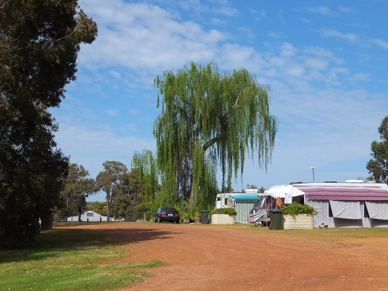 49 South Western Highway, Kirup WA 6251