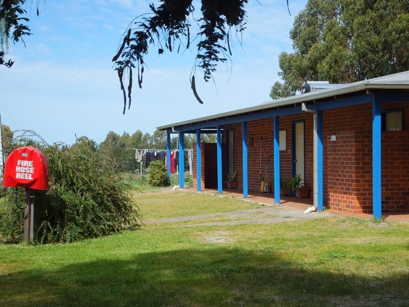 49 South Western Highway, Kirup WA 6251