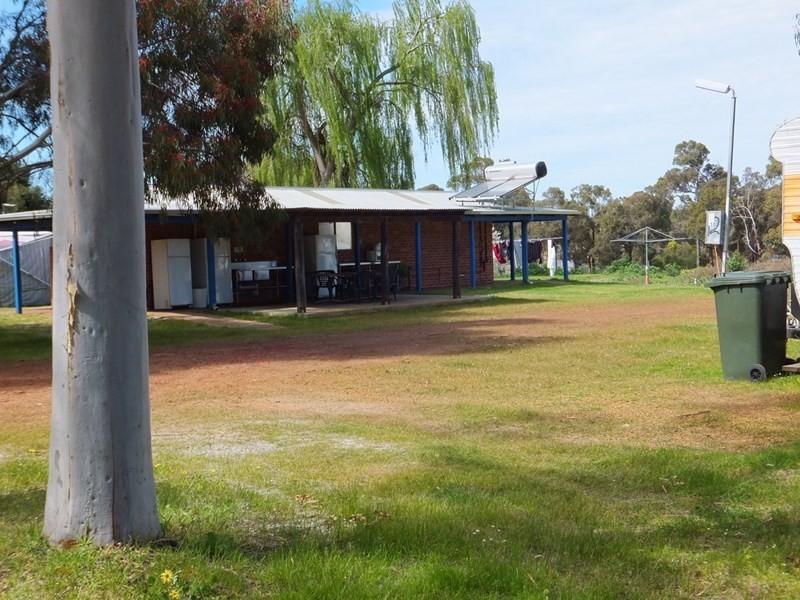 49 South Western Highway, Kirup WA 6251