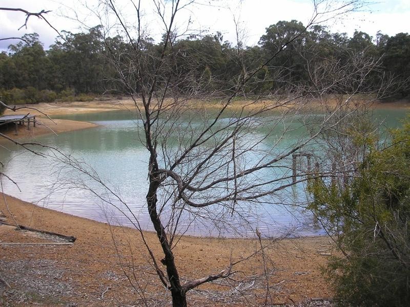 24 Cundinup-Kirup Road, Kirup WA 6251