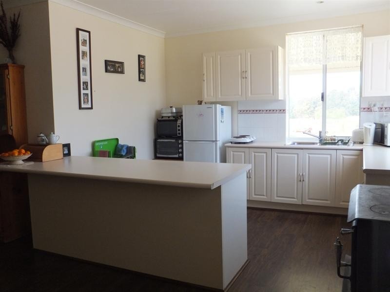 5 and 9 Baxter Street, Kirup WA 6251