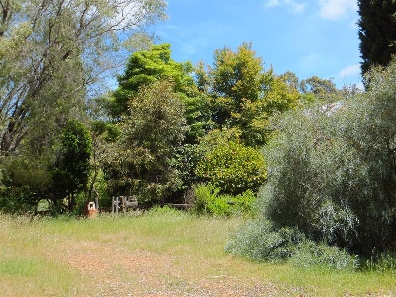 1268 Brookhampton Road, Kirup WA 6251