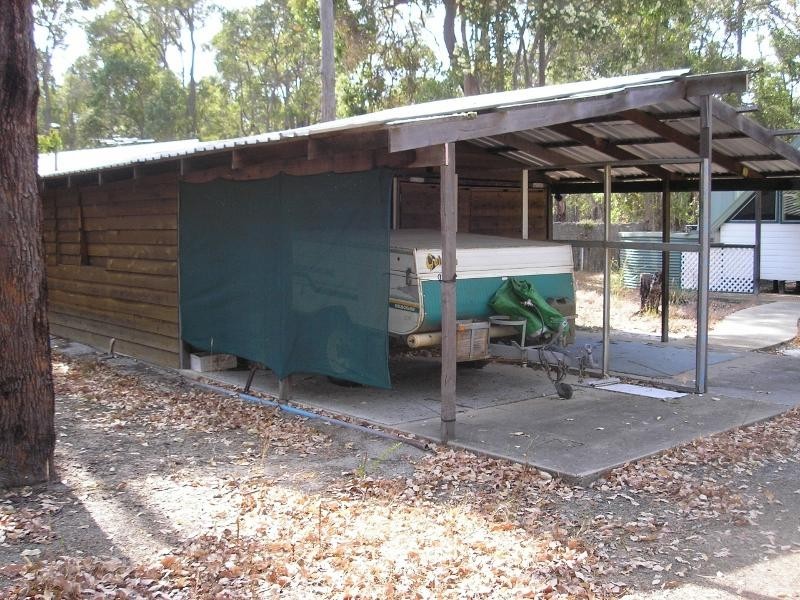 8 Moore Street, Wilga WA 6243