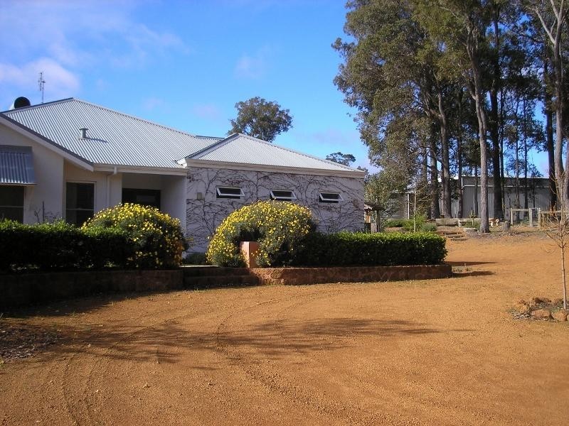 66 Knapton Road, Balingup WA 6253