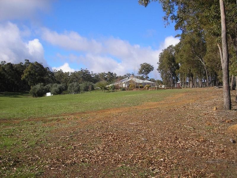 66 Knapton Road, Balingup WA 6253