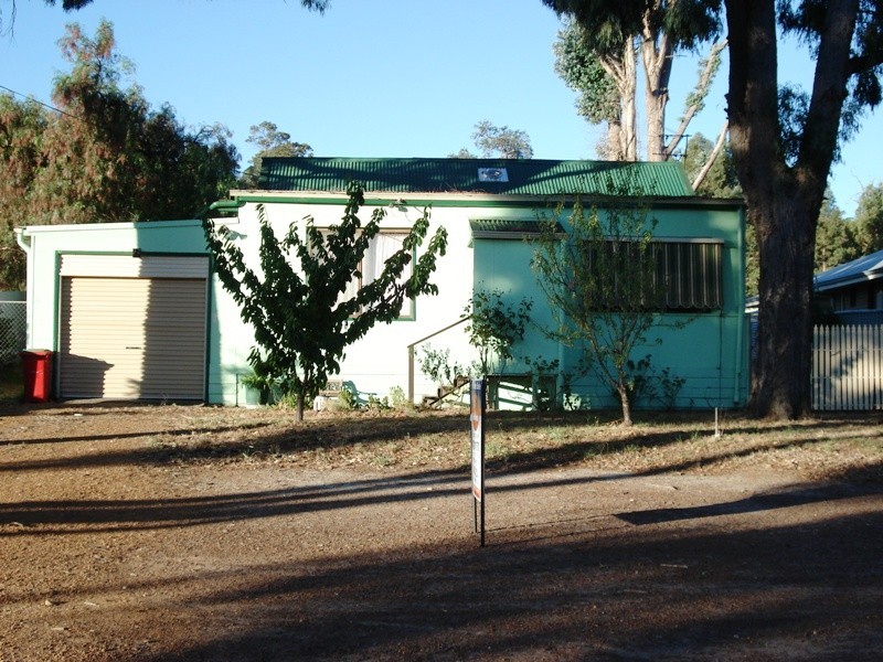 32 Jephson Street, Greenbushes WA 6254