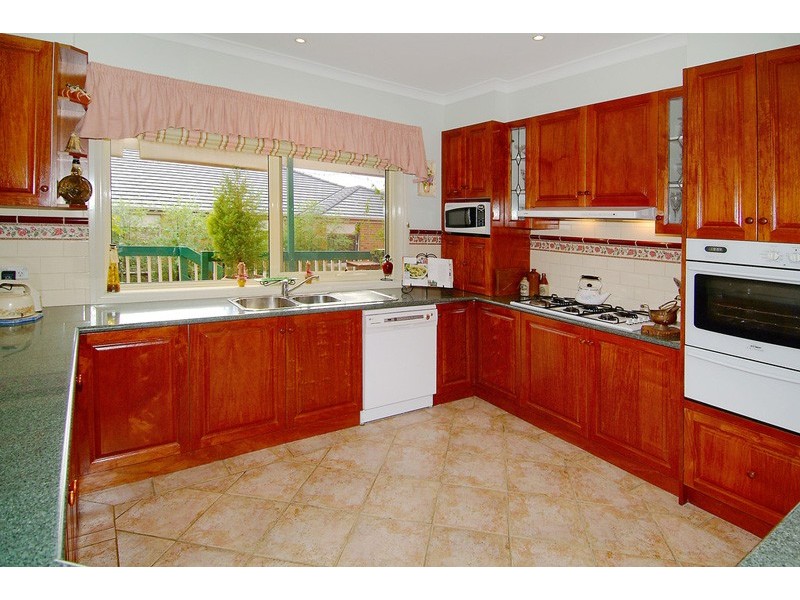 13 Josephine Court, Plenty VIC 3090