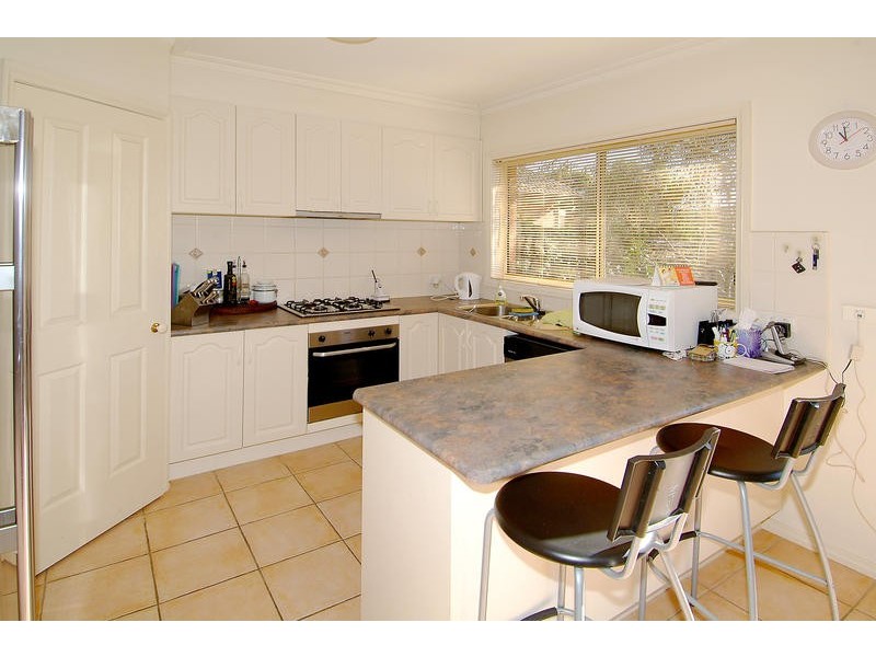 1/233-235 Nepean Street, Greensborough VIC 3088