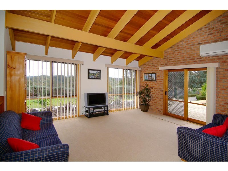 114 Mannish Road, Wattle Glen VIC 3096