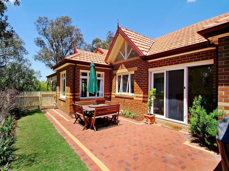 52 Reynolds Road, Diamond Creek VIC 3089