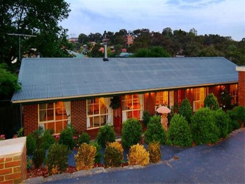 56 Grassy Flat Road, Diamond Creek VIC 3089