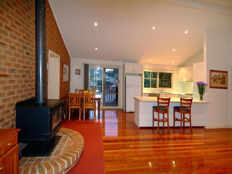 56 Grassy Flat Road, Diamond Creek VIC 3089