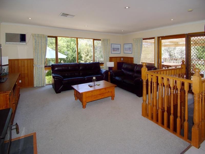 11 Pepper Court, Wattle Glen VIC 3096