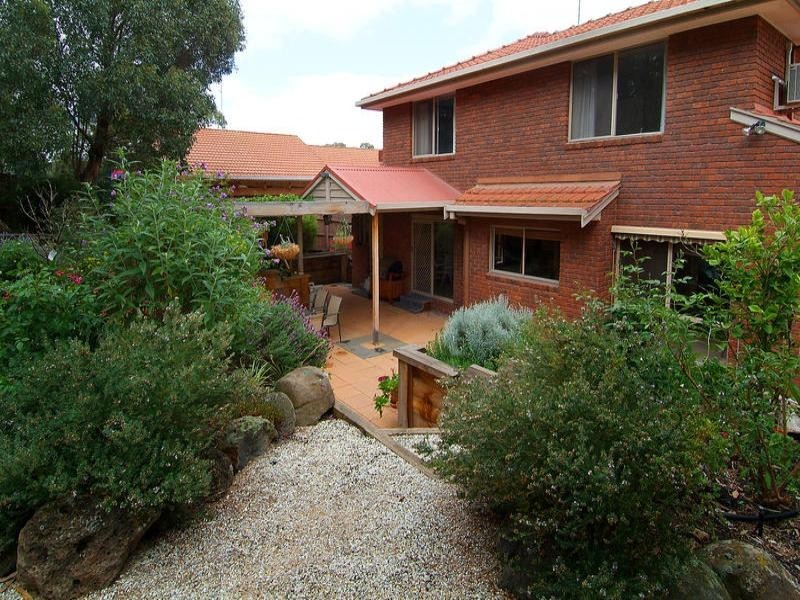 128 Weidlich Road, Eltham North VIC 3095