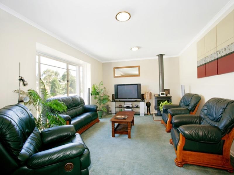 2 Siyan Rise, Diamond Creek VIC 3089