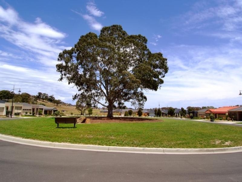 15 Smokey Glade, Doreen VIC 3754