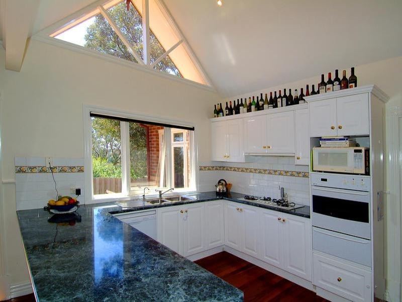 52 Reynolds Road,, Wattle Glen VIC 3096