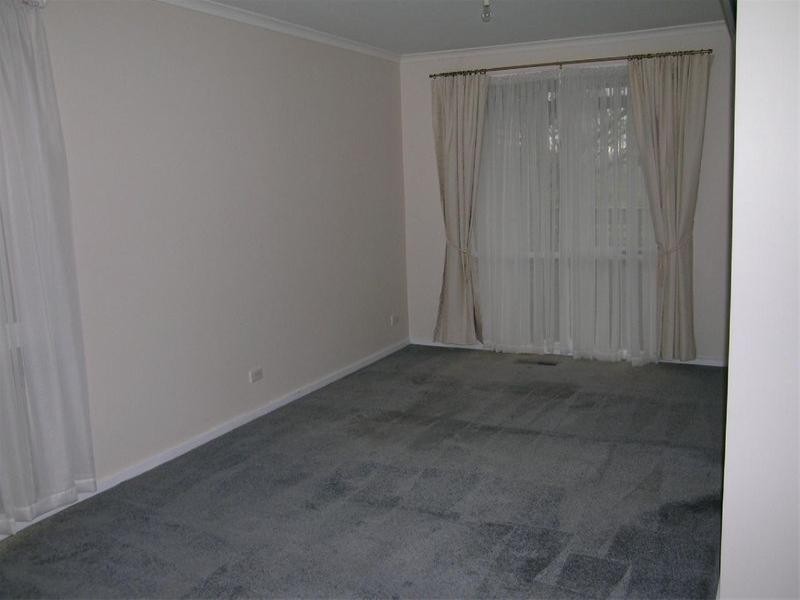 43 Oronsay Crescent, Diamond Creek VIC 3089