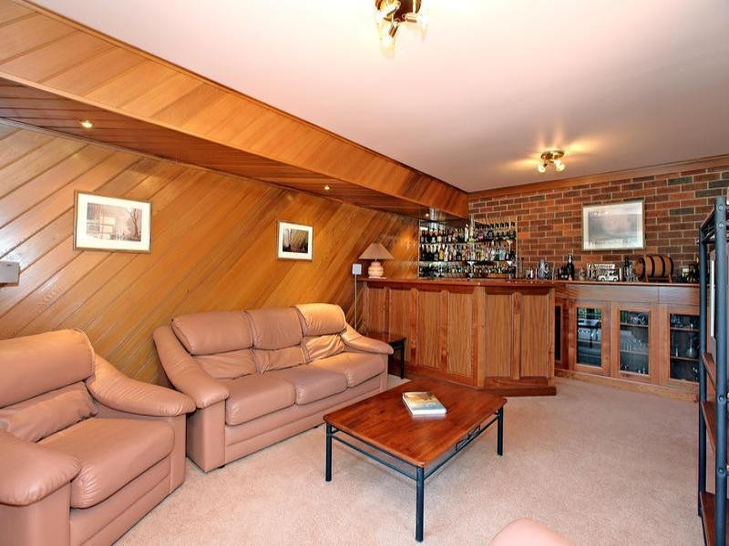 6 James Cook Drive, Diamond Creek VIC 3089