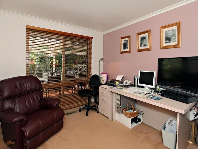 6 James Cook Drive, Diamond Creek VIC 3089