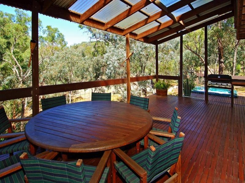 25 Scotts Angle Road, Wattle Glen VIC 3096