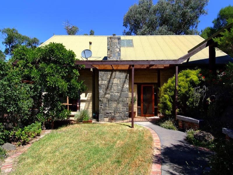 25 Scotts Angle Road, Wattle Glen VIC 3096