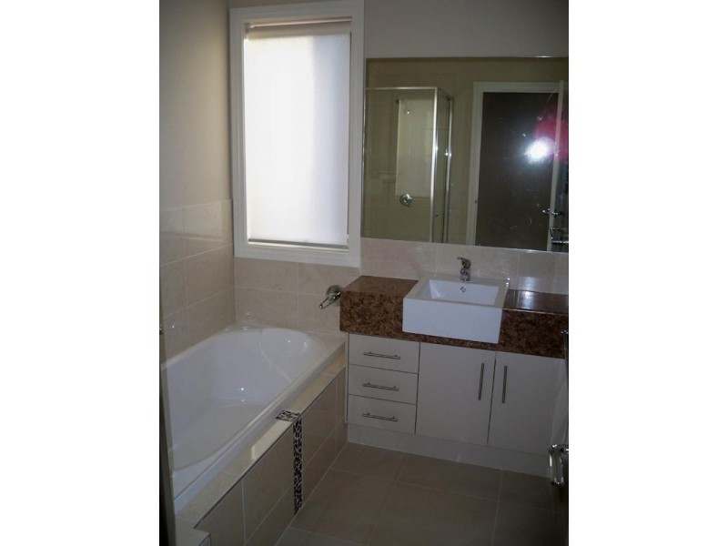 24 Brinkhill Drive, Mernda VIC 3754