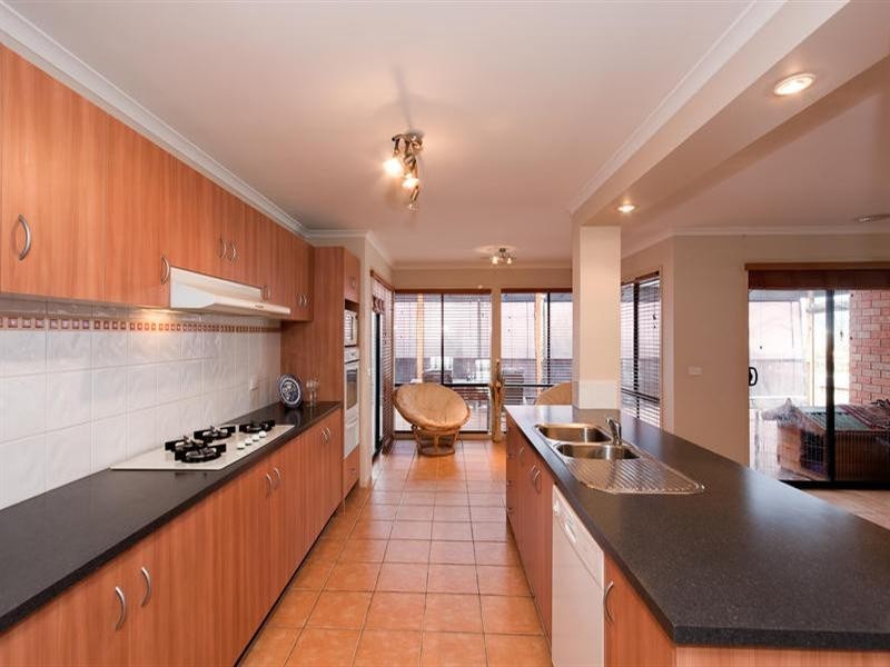 12 Knightsbridge Place, Diamond Creek VIC 3089