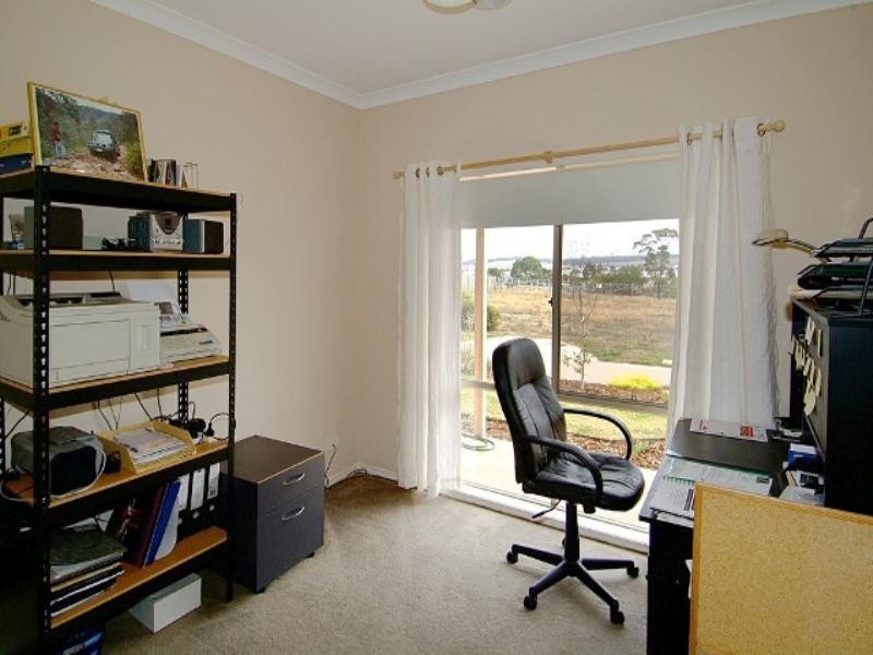 10 Hanna Crescent, Doreen VIC 3754