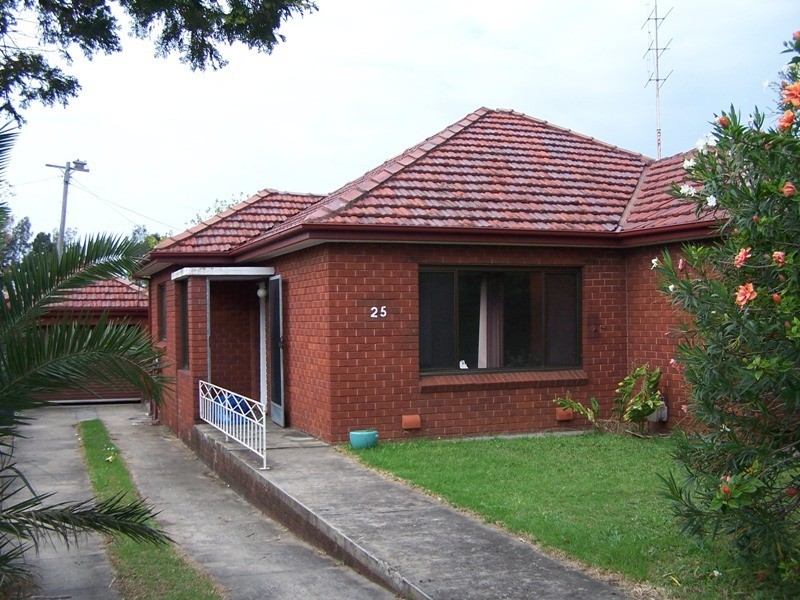 25 Foleys Road, Gwynneville NSW 2500