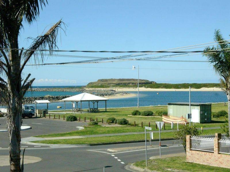 3/37 Reddall Parade, Lake Illawarra NSW 2528